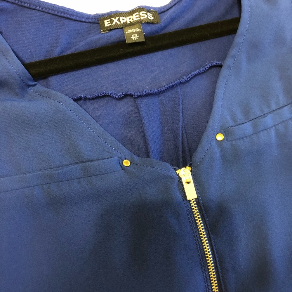 Express Top - Picture 2 of 3